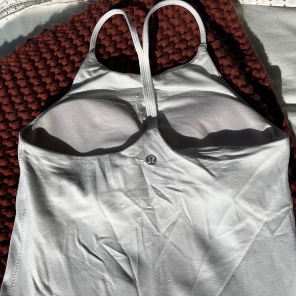 Lululemon Racerback Y Tank with built-in bra - white - Picture 1 of 4
